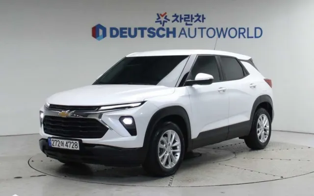 레이EV 중고차 더 뉴 트레일블레이저 가솔린 1.35 터보 2WD 매물 사진 9 - 2024/06 47,122km